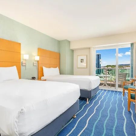 Castle At Ala Moana Hotel-2